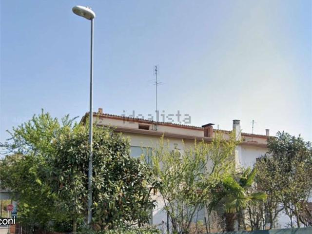 Appartamento in vendita di 130 m² in Via C Colombo