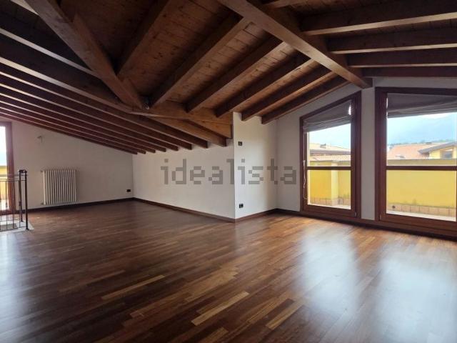 Appartamento in vendita di 130 m² in Via Colombera, 6