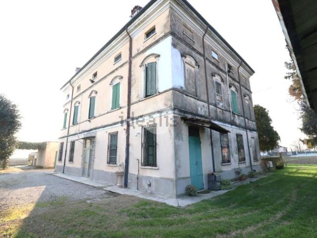Appartamento in vendita di 130 m² in Via Colonna, 33