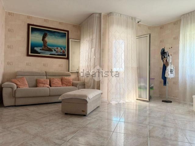 Appartamento in vendita di 130 m² in Via Colonne