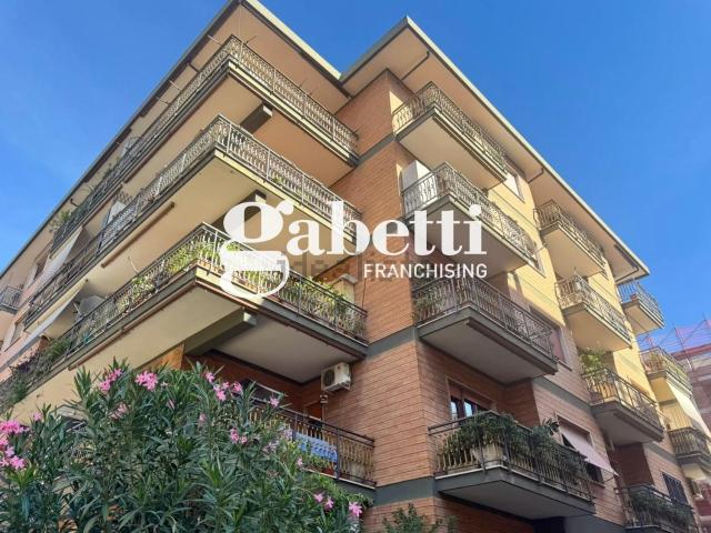 Appartamento in vendita di 130 m² in Via Collatina, 76