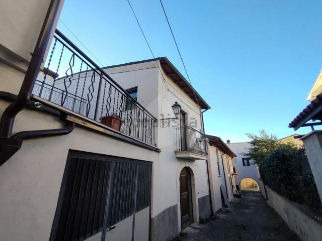 Appartamento in vendita di 130 m² in Via Collarano, 10