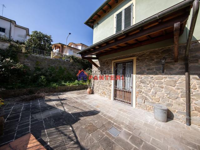 Appartamento in vendita di 130 m² in Via Luigi Norfini
