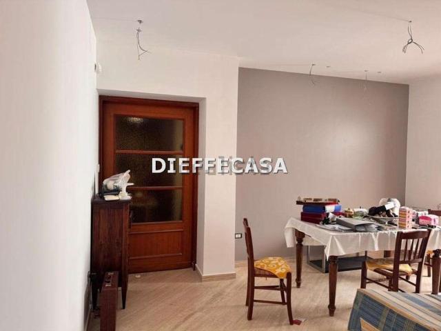 Appartamento in vendita di 130 m² in Via Cattaneo