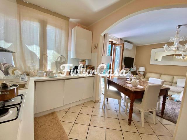 Appartamento in vendita di 130 m² in Via Cavour