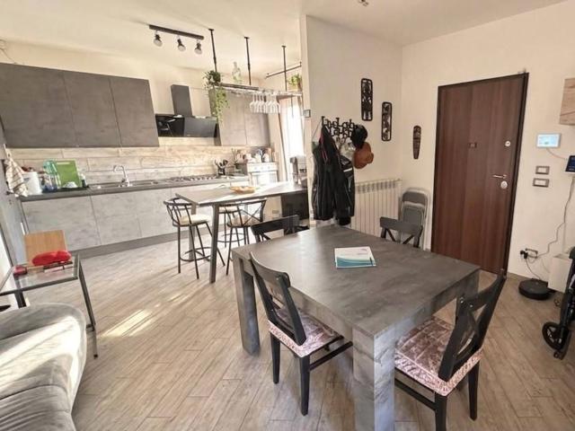 Appartamento in vendita di 130 m² in Via Cadorna, 102