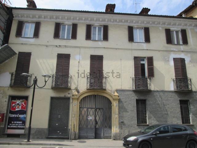 Appartamento in vendita di 130 m² in Via Caduti per la Libertà