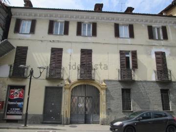 Appartamento in vendita di 130 m² in Via Caduti per la Libertà