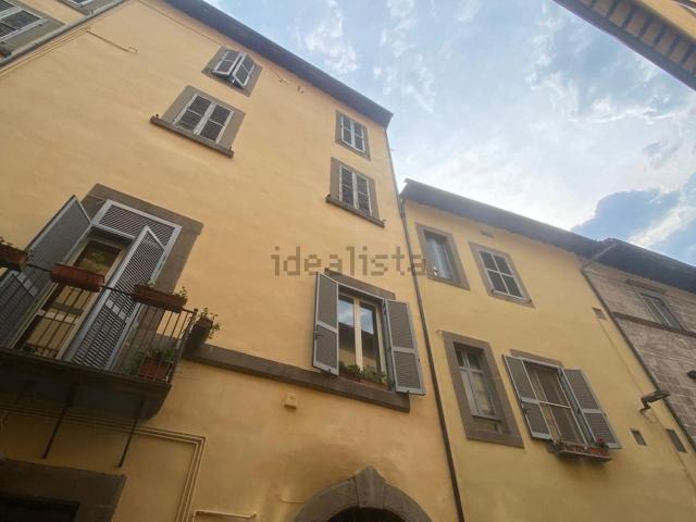 Appartamento in vendita di 130 m² in Via Calabresi