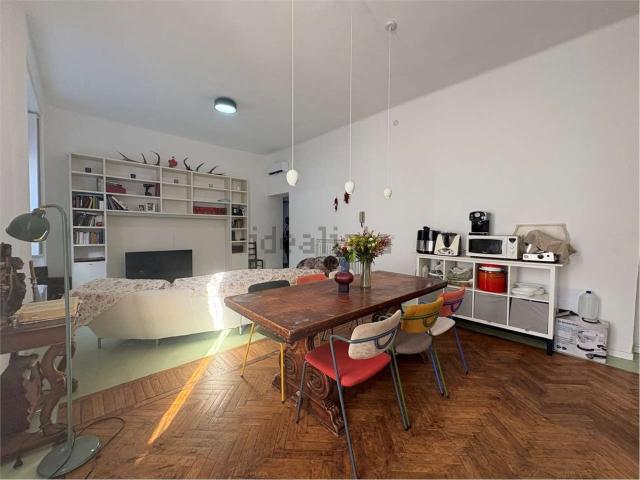 Appartamento in vendita di 130 m² in Via Camillo Benso Cavour