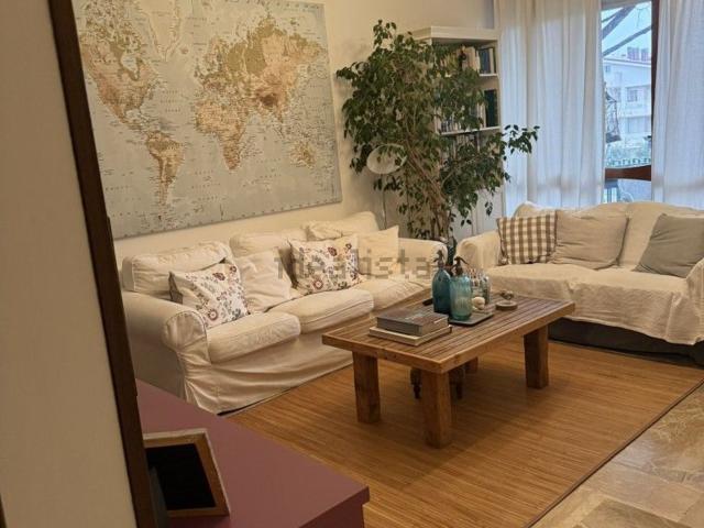 Appartamento in vendita di 130 m² in Via Carlo Armellini