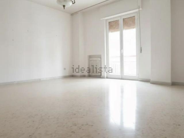 Appartamento in vendita di 130 m² in Via Carlo Sforza, 29