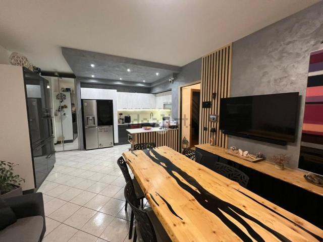 Appartamento in vendita di 130 m² in Via Casolo, 45