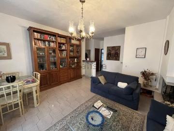 Appartamento in vendita di 130 m² in Via Cervara
