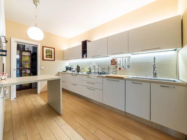 Appartamento in vendita di 130 m² in Via Cimarosa, 7