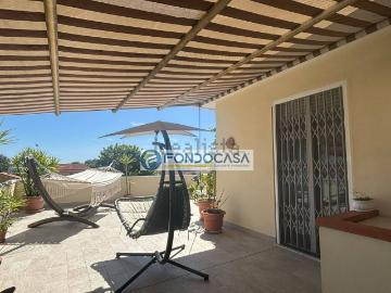 Appartamento in vendita di 130 m² in Via A. Menconi