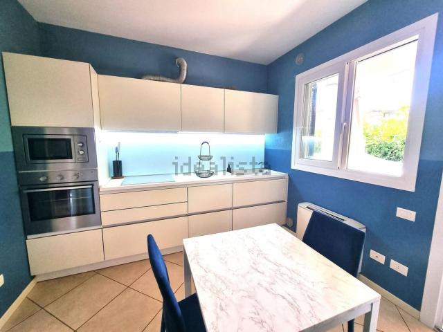 Appartamento in vendita di 130 m² in Via Antonio Fratti, 924