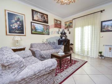 Appartamento in vendita di 130 m² in Via Antonio Gramsci, 138