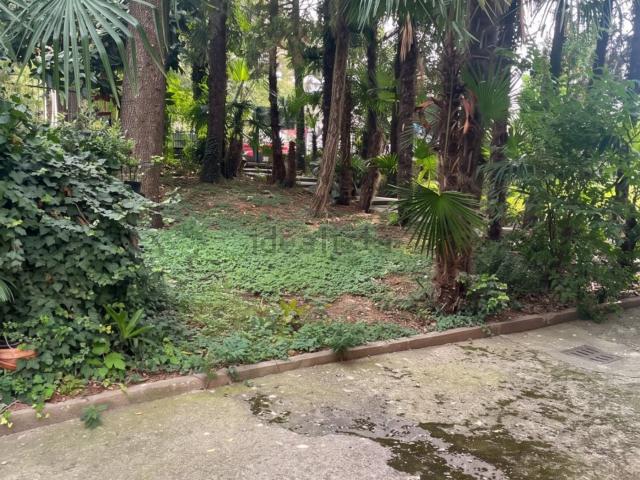 Appartamento in vendita di 130 m² in Via Antonio Grassi