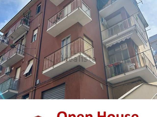 Appartamento in vendita di 130 m² in Via Antonio Leoni, 4