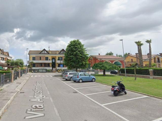 Appartamento in vendita di 130 m² in Via Agostino Ferrin
