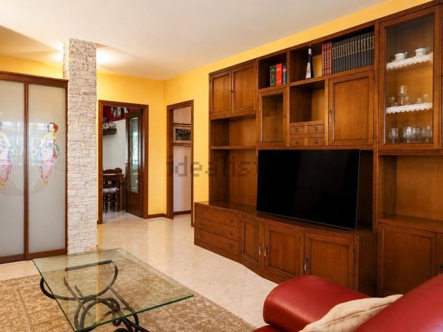 Appartamento in vendita di 130 m² in Via Aldo Moro