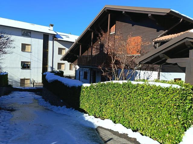 Appartamento in vendita di 130 m² in Via Alessandro Manzoni