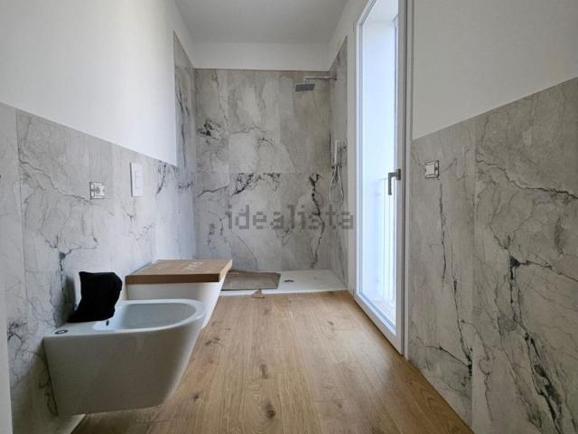 Appartamento in vendita di 130 m² in Via Argine Sinistro, 23