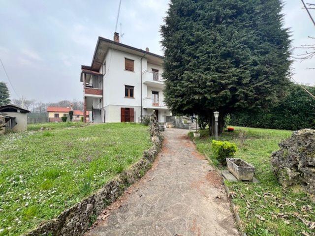 Appartamento in vendita di 130 m² in Via Aristide Magni