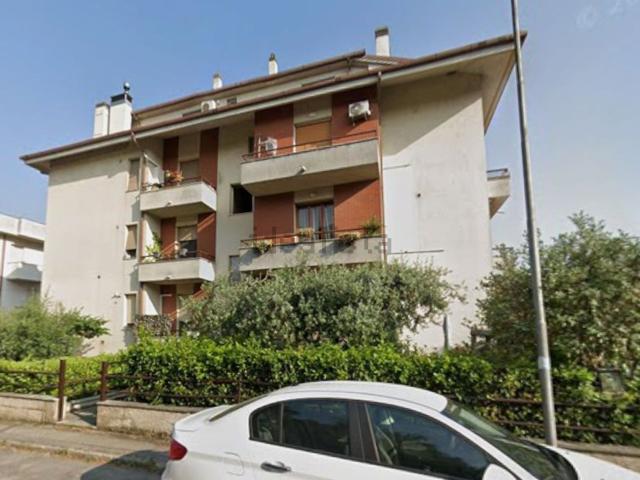 Appartamento in vendita di 130 m² in Via B. Buozzi, 22