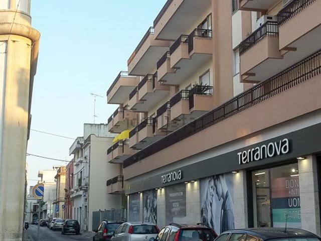 Appartamento in vendita di 130 m² in Via Bari, 14