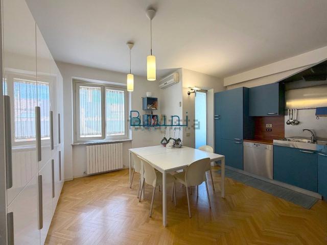 Appartamento in vendita di 130 m² in Via Bezzecca, 26