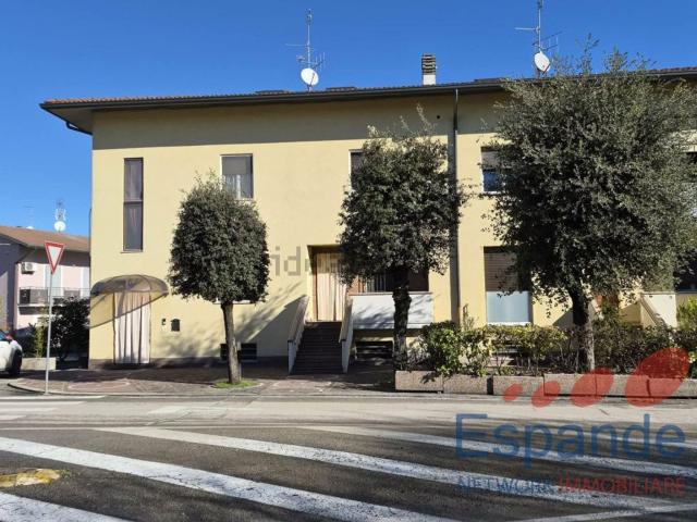 Appartamento in vendita di 130 m² in Via Bendandi