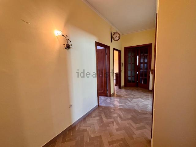 Appartamento in vendita di 130 m² in Via Benvenuto Cellini