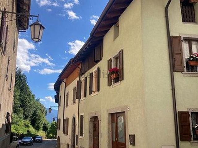 Appartamento in vendita di 130 m² in Via Brescia, 42