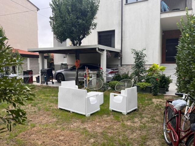 Appartamento in vendita di 130 m² in Via Broni