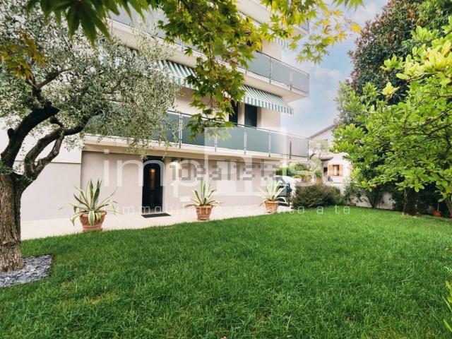 Appartamento in vendita di 130 m² in Via G. Verdi, 36