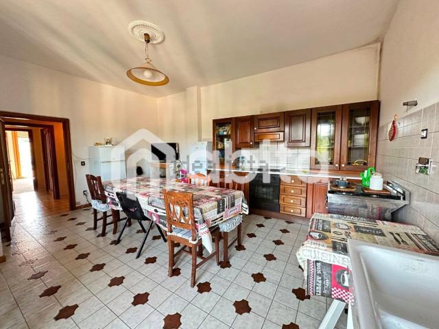 Appartamento in vendita di 130 m² in Via G. di Vittorio