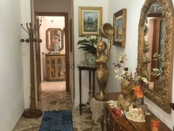 Appartamento in vendita di 130 m² in Via G. Marconi, 17