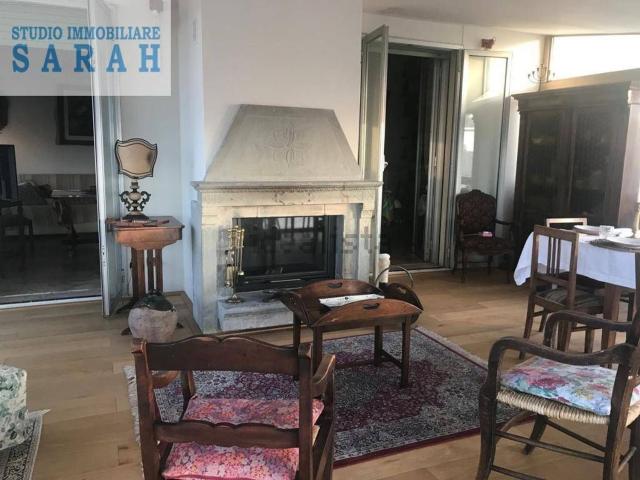 Appartamento in vendita di 130 m² in Via Goffredo Mameli, 100