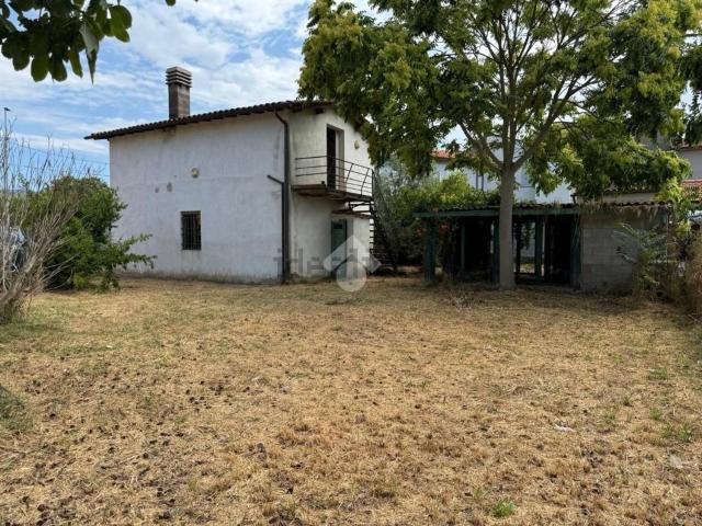 Appartamento in vendita di 130 m² in Via Gabriele D&apos Annunzio
