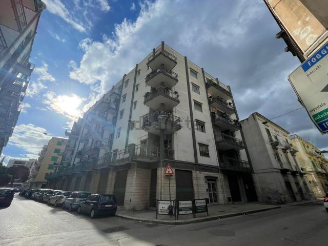 Appartamento in vendita di 130 m² in Via Galileo Galilei, 26
