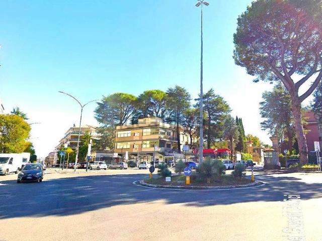 Appartamento in vendita di 130 m² in Via Gerolamo Belloni