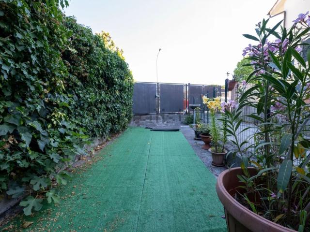 Appartamento in vendita di 130 m² in Via Giuseppe Montanelli, 137