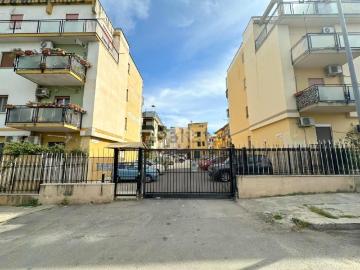 Appartamento in vendita di 130 m² in Via Giuseppe Pitrè, 1
