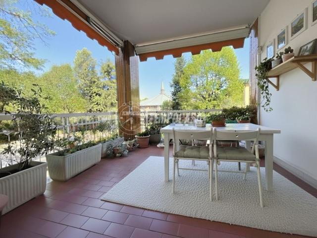 Appartamento in vendita di 130 m² in Via Giacomo Tosi, 4