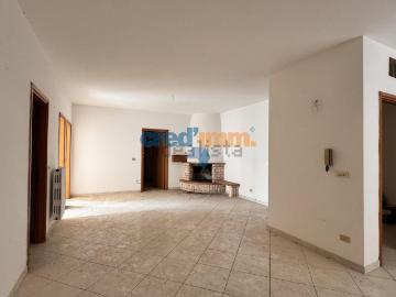 Appartamento in vendita di 130 m² in Via Giacomo Matteotti
