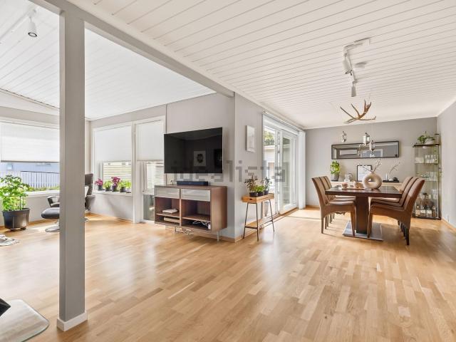 Appartamento in vendita di 130 m² in Via Giacomo Puccini