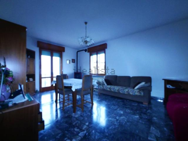 Appartamento in vendita di 130 m² in Via Giardini Nord
