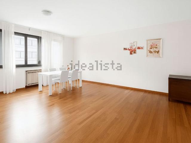 Appartamento in vendita di 130 m² in Via Gigante, 15